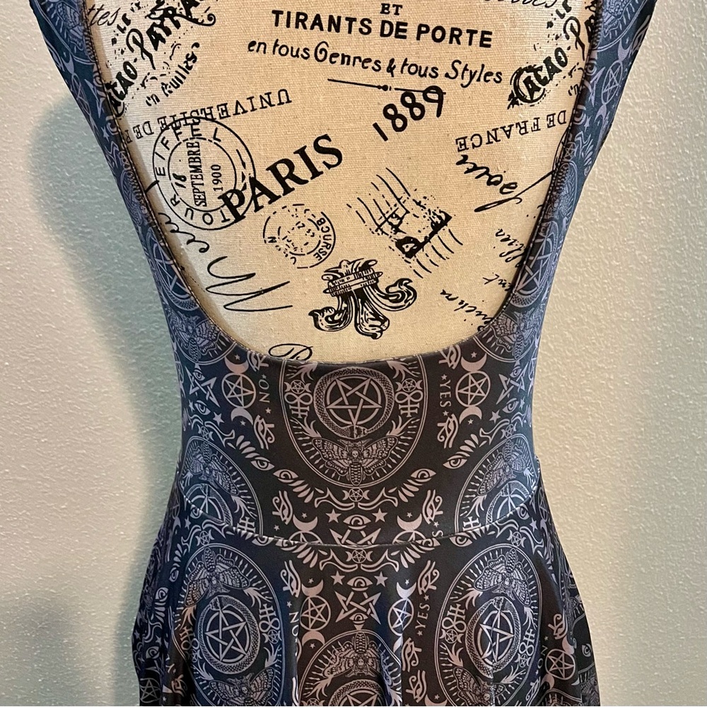 Blackmilk Hex Grey Underbust Dress - Picture 7 of 11
